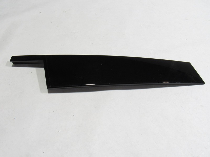 18-21 Mercedes GLC63 X253 2018 Front Left Door B Pillar Molding Trim Cover :Y