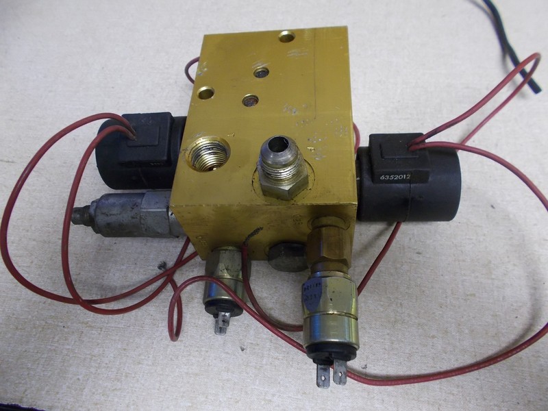 Ray Snubber Hydraforce 039B Valve Assembly 12VDC CV10-28 *FREE SHIPPING*