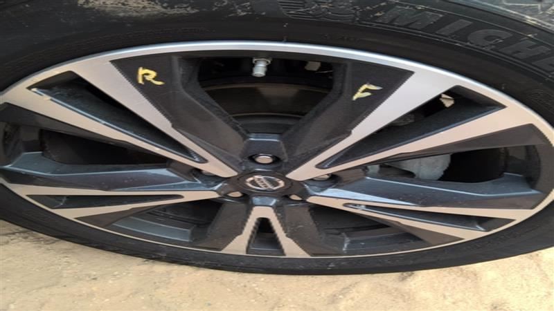 Wheel 20x7-1/2 Alloy Machined And Painted V Spoke Fits 17-20 PATHFINDER 1464314
