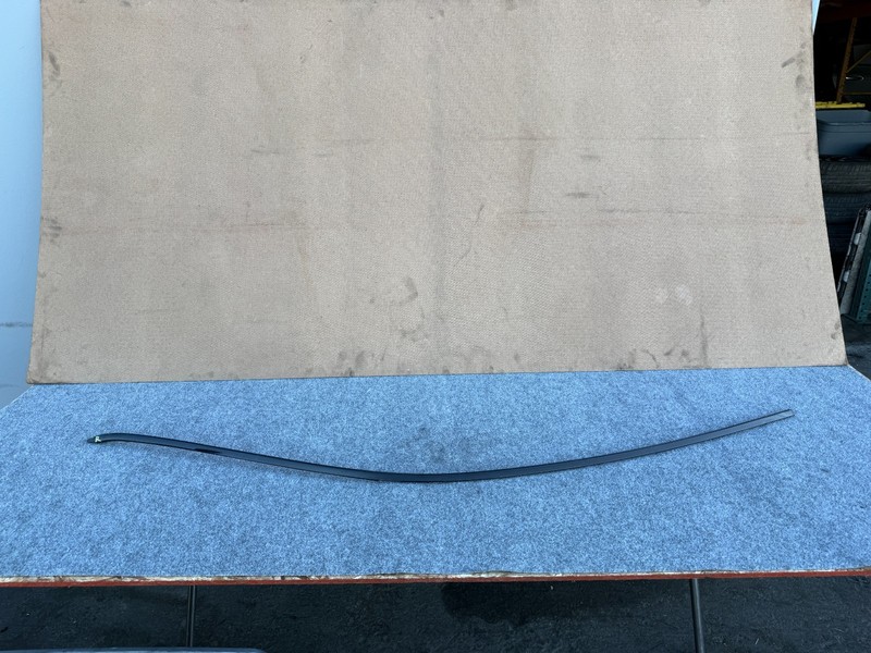 INFINITI Q60 2017-2022 OEM RIGHT PASSENGER EXTERIOR ROOF MOLDING TRIM DRIP ASSY