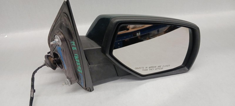 14-'19 CHEVROLET SILVERADO 1500 Right Passenger Door Mirror OEM Grade B
