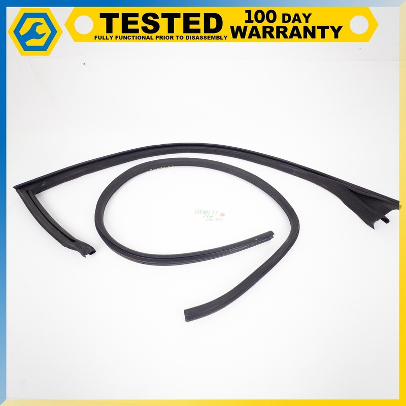 08-19 MASERATI GRANTURISMO FRONT RIGHT PASSENGER SIDE DOOR SEAL RUBBER SET OEM