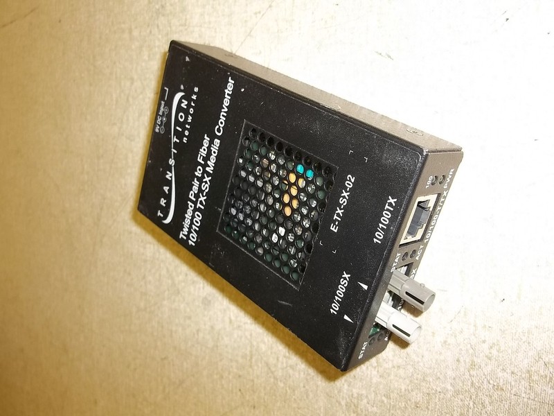 Transition Networks Twisted Pair to Fiber 10/100 TX-SX Media Converter E-TX-SX-0