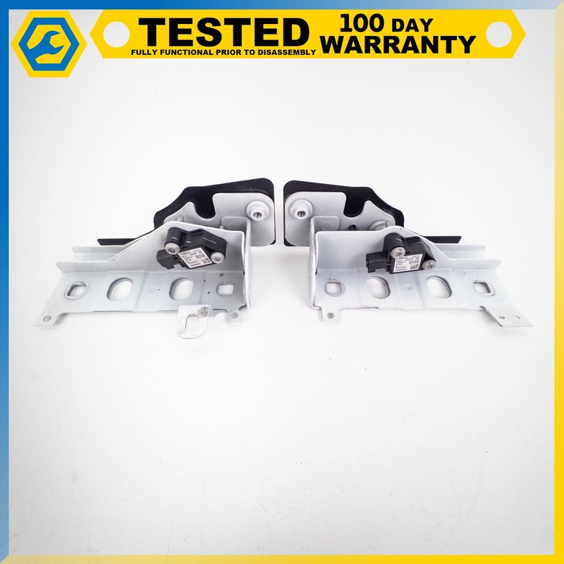 05-16 LAND ROVER L319 LR4 RIGHT & LEFT RADIATOR SUPPORT MOUNT BRACKET SET OEM