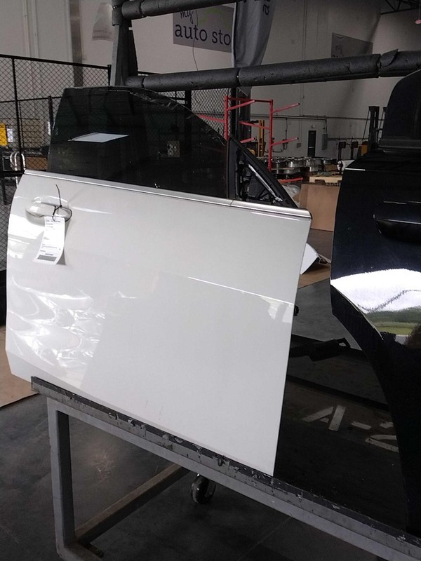 2021 BMW 228i Right Front Door Alpine White OEM Used Part 699270 52000 Mi