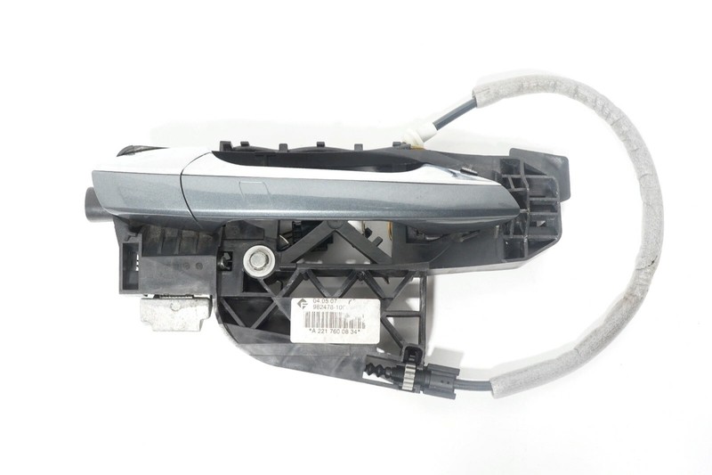 07-09 MERCEDES S550 W221 REAR RIGHT EXTERIOR DOOR HANDLE METALLIC GRAY (C368)