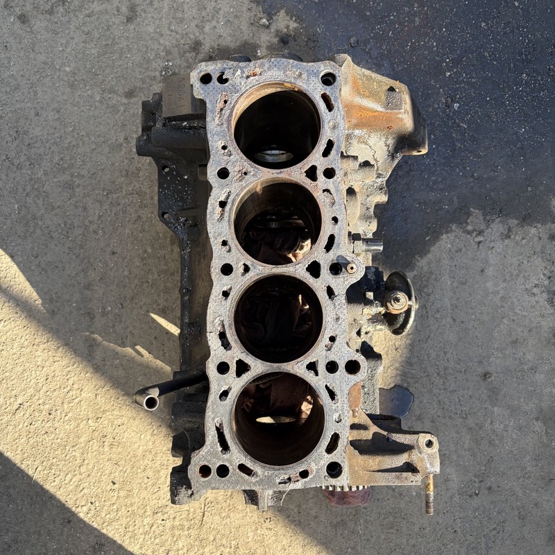 87-89 Honda Accord DX LX Engine Block A20A1 11000-PH4-000 OEM