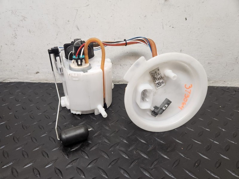 25-26 BMW X3 3.0L Tank Fuel Gas Pump Assembly OEM 16115A64841