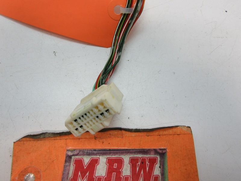 WIRE PLUG CONNECTOR OFF HEAD LIGHT HEADLIGHT LAMP TURN SIGNAL SWITCH LEVER DASH