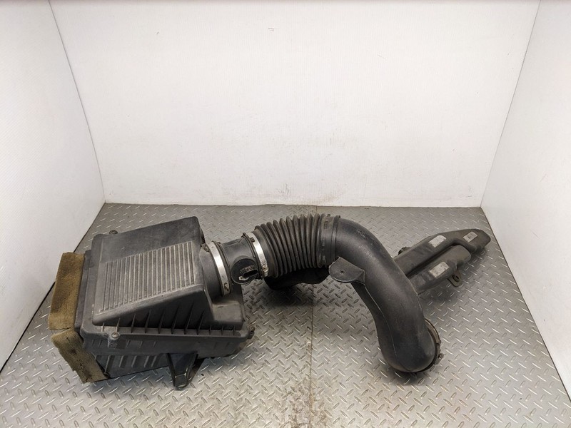 Air Cleaner 6.0L Hybrid Fits 07-09 ESCALADE 1164369
