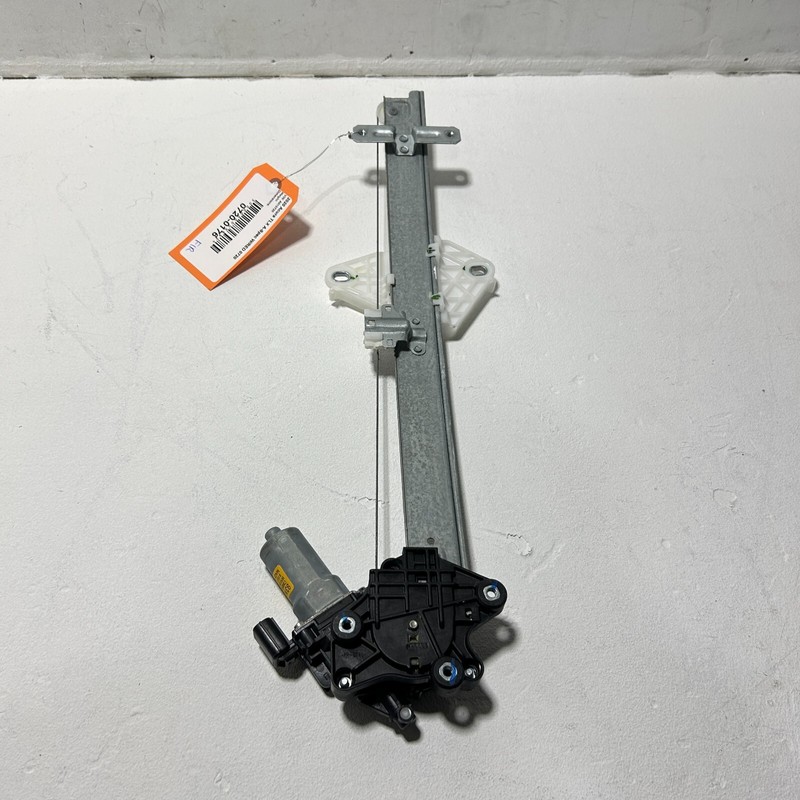 2015-2020 ACURA TLX FRONT RIGHT PASSENGER SIDE DOOR WINDOW REGULATOR MOTOR OEM