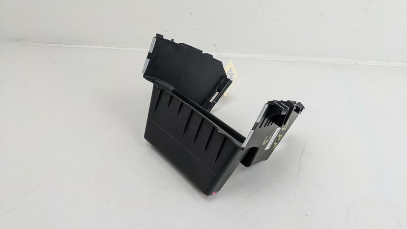 Floor Center Console Tray 84680-J9310-TRY 2019 Hyundai Kona 2020 2021