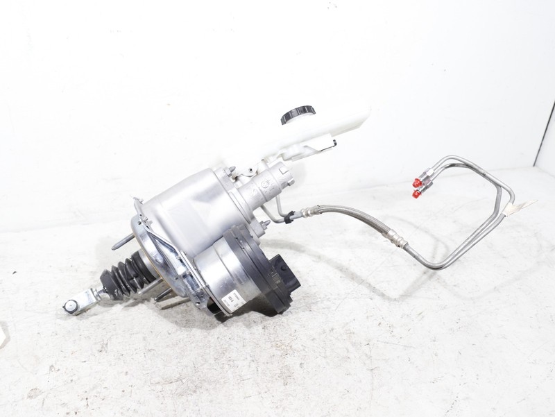 17-23 Model 3 Power Brake Booster Master Cylinder & Reservoir 1044671-00-D OEM