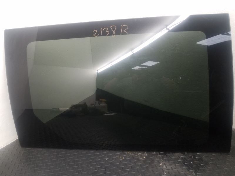 96-00 Chrysler Town & Country Rear Right Passenger Door Glass OEM 04797158