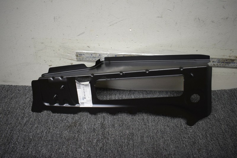 2014-2018 MERCEDES BENZ CLS 63 AMG S REAR FLOOR LOWER EXTENSION FACTORY OEMMETAL