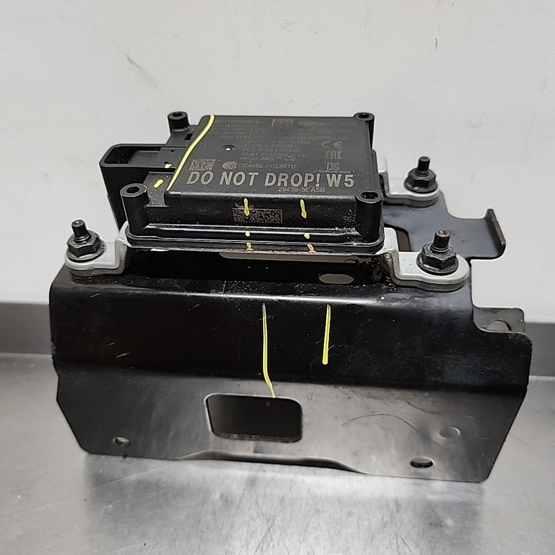 Nissan Versa Adaptive Cruise Distance Sensor Radar 2020 - 2025 OEM 28438-5EA5B