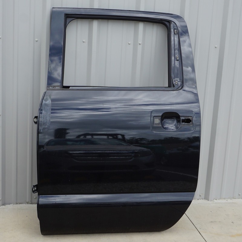 2018 - 2024 NISSAN TITAN XD CREW CAB LEFT DRIVER REAR DOOR SHELL PANEL OEM