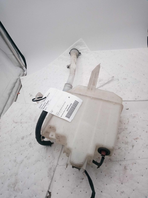 2015 Nissan Quest Washer Fluid Reservoir OEM Silver 3.5L 143K Miles