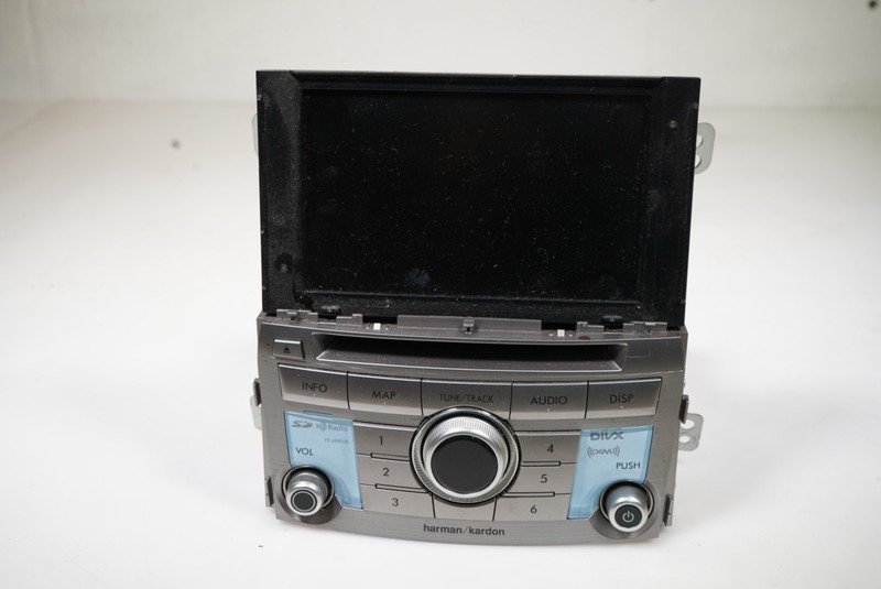 2013-2014 Subaru Outback Legacy Kenwood Navigation Audio Radio Player V2028 DG