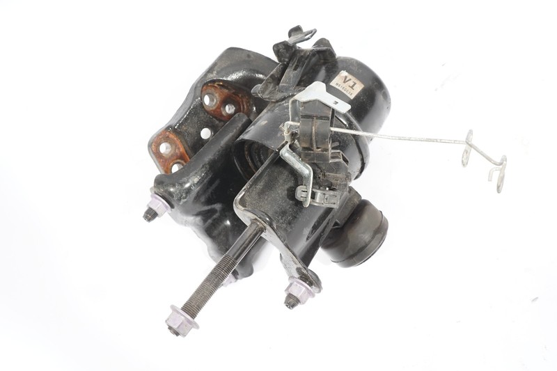 2021 - 2024 TOYOTA SIENNA PLATINUM FRONT LEFT MOTOR MOUNT OEM