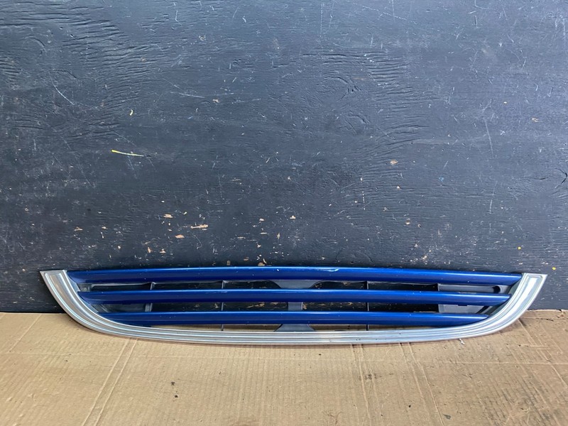 2007 to 2009 Mini Cooper Front Upper Grille Grill T3971 DG