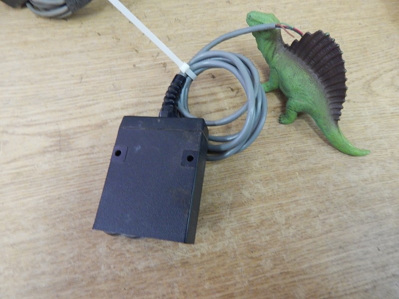 Tri-Tronics US Eye UR-A Retro-Reflex On/Off Switch Sensor *FREE SHIPPING*