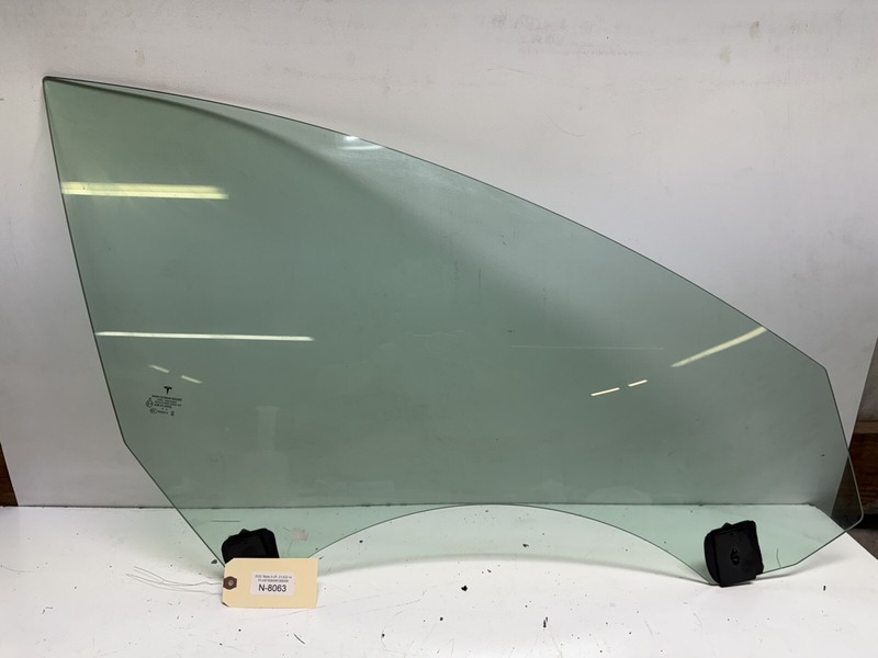2021-2023 TESLA MODEL 3 FRONT RIGHT PASS DOUBLE WINDOW GLASS Laminated 8063 S1