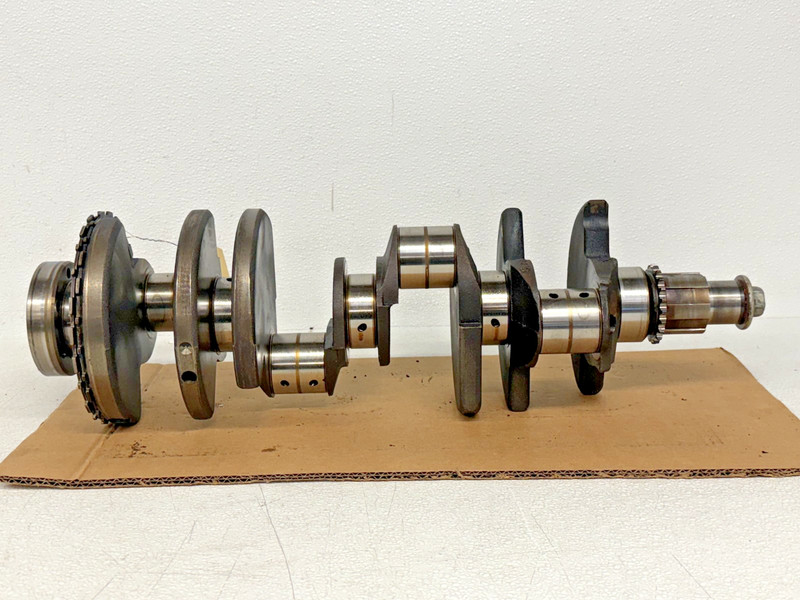 ⭐03-04 CHEVROLET SSR 5.3L V8 LEFT ENGINE MOTOR CRANK SHAFT 145K OEM LOT2686