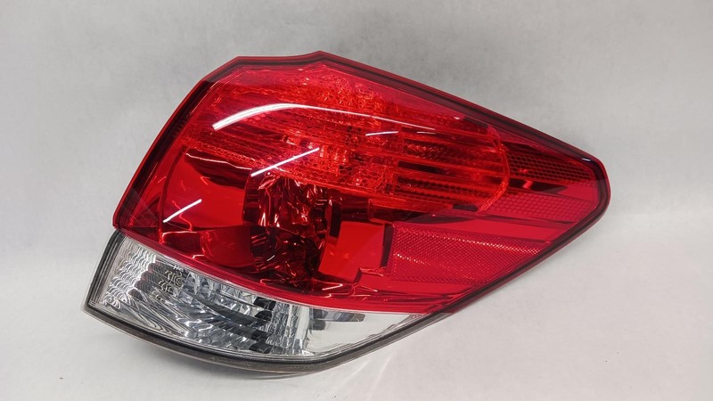 10-'14 SUBARU OUTBACK Right passenger outer Taillight OEM Grade A!