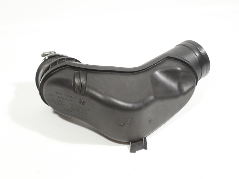 2012-2016 BMW F30 320i 328i 2.0L Diesel Oil Filter Housing Assembly OEM