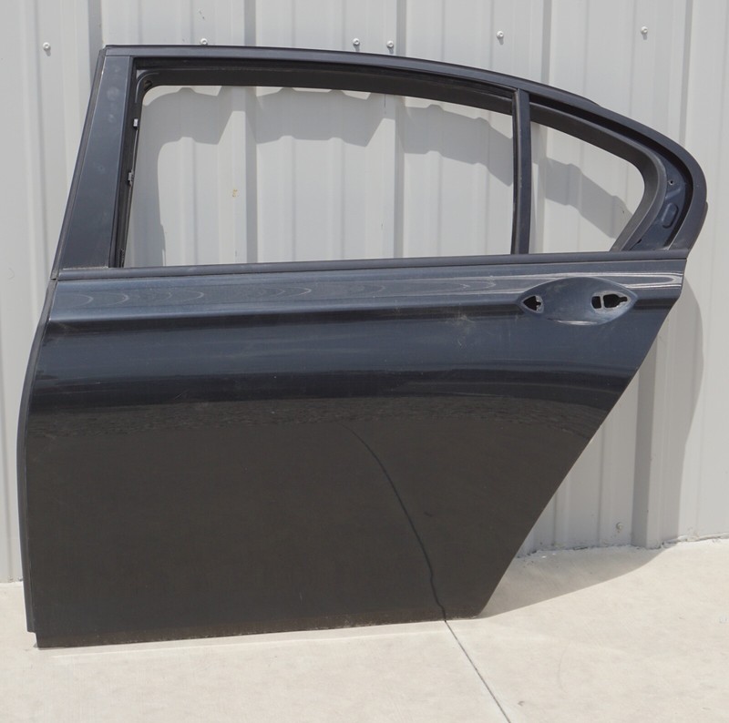 09-15 BMW 750Li F02 Rear Left Driver Side Door Shell OEM