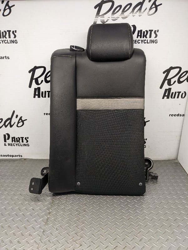 2012-2014 Toyota Camry Se Rear Passenger Right Upper Seat Portion - Black1165601