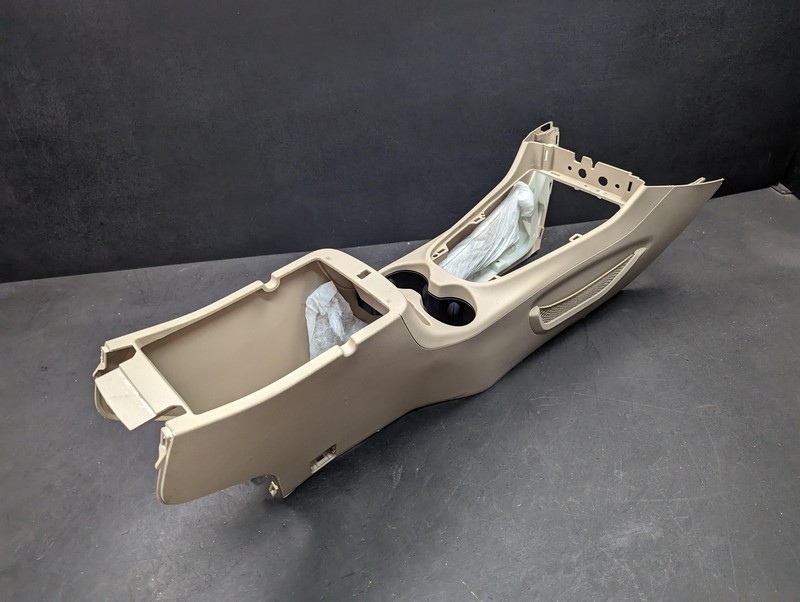 Center Console Base 2019 Jeep Cherokee 5SF14HL1AC 2020 2021 2022