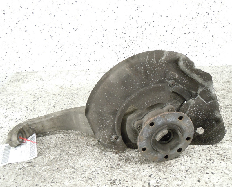 2011-2018 Porsche Cayenne Front Spindle Knuckle Hub Driver Left LH OEM