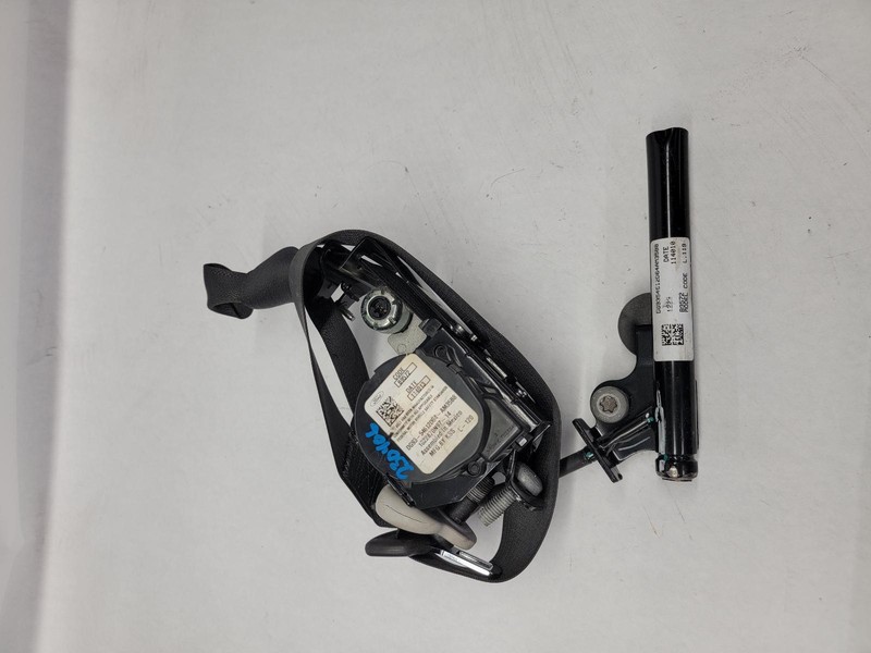 13-'16 FORD FUSION Front Seat Belt SE passenger retractor black OEM