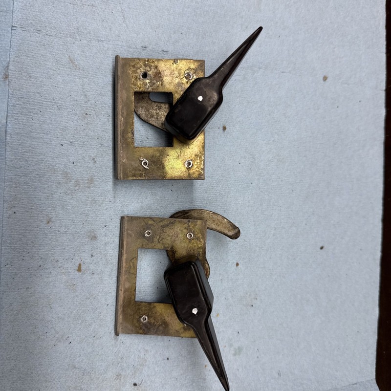 1975 Ski-Doo Alpine Vintage Snowmobile Hood Close Stay Brackets Good