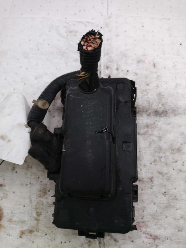 2003 Honda CR-V Fuse Box OEM 38250S9AA01 Green 1 Piece 145K Miles
