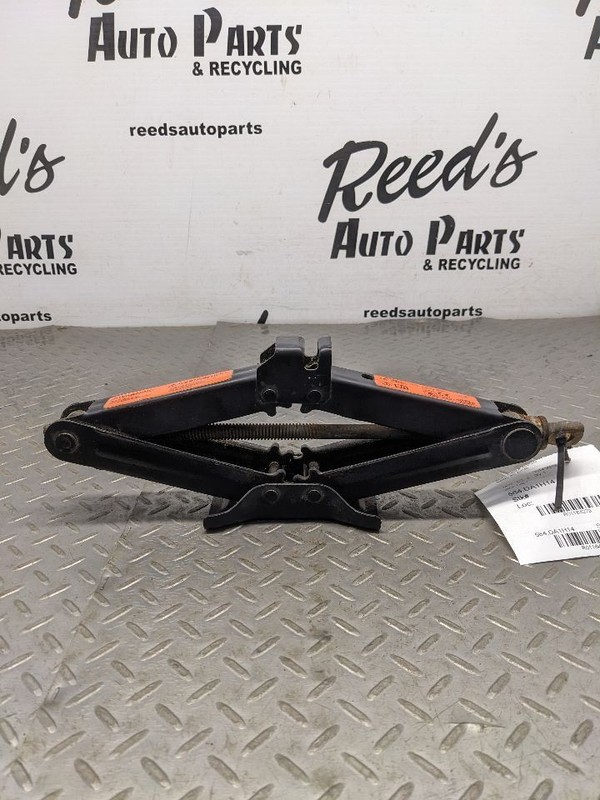 VERSA2014-2019 Spare Tire Scissor Jack 1164279
