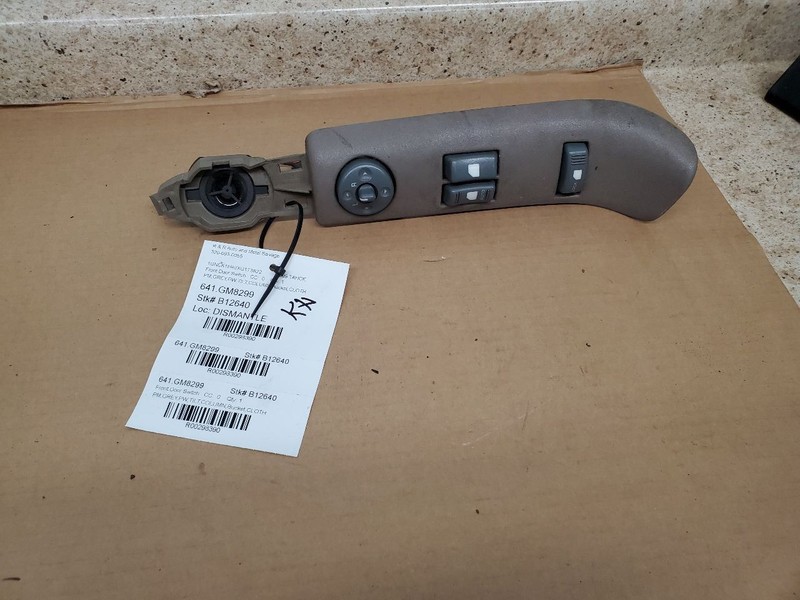 TAHOE 1999 Front Door Switch 298390