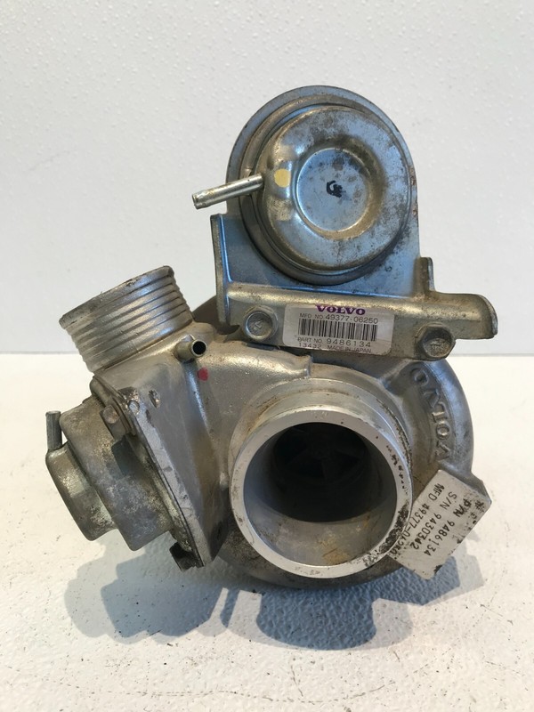 98+ Volvo S40 V40 Turbo Charger 9486134 OEM