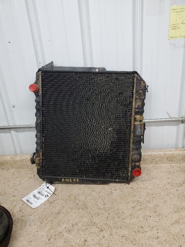 Radiator 4 Cylinder Fits 84-90 CHEROKEE 304503