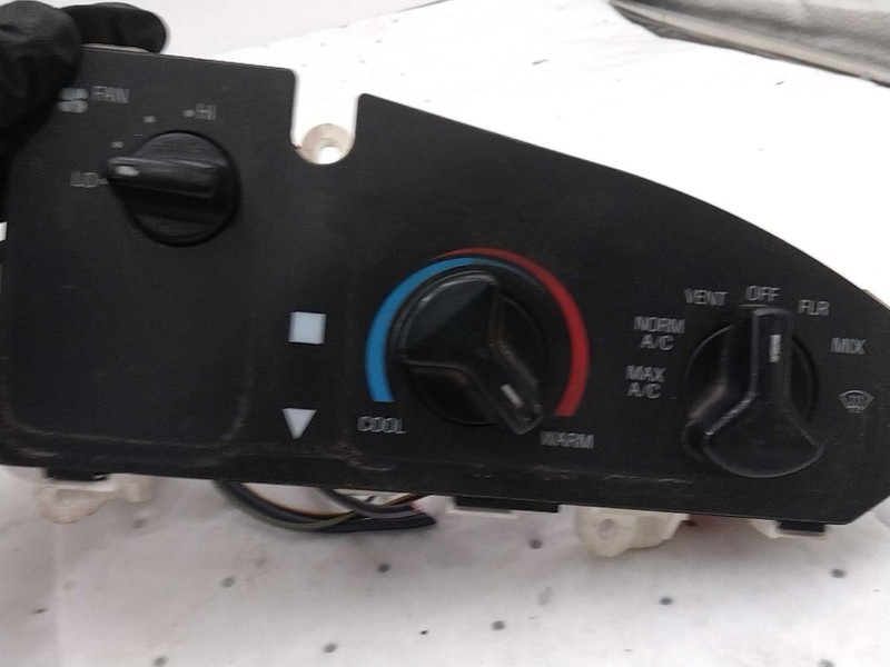 2011 Ford E250 Van A/C Selector Switch OEM Red 140K Miles NJ25-25869-657451