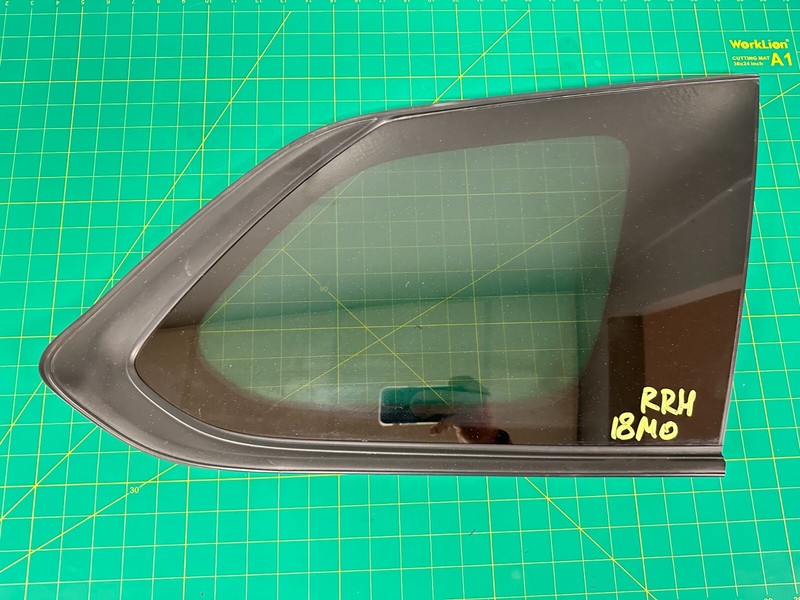14-20 Mitsubishi Outlander REAR RIGHT PASSENGER SIDE QUARTER WINDOW GLASS OEM