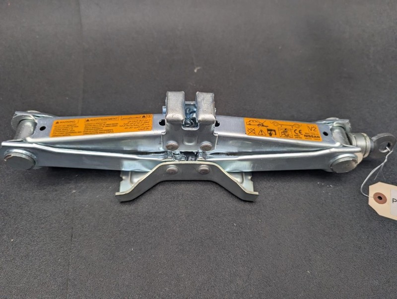Jack Assy 2019 Infiniti Q70 99550-1MA0A 2014 2015 2016 2017 2018