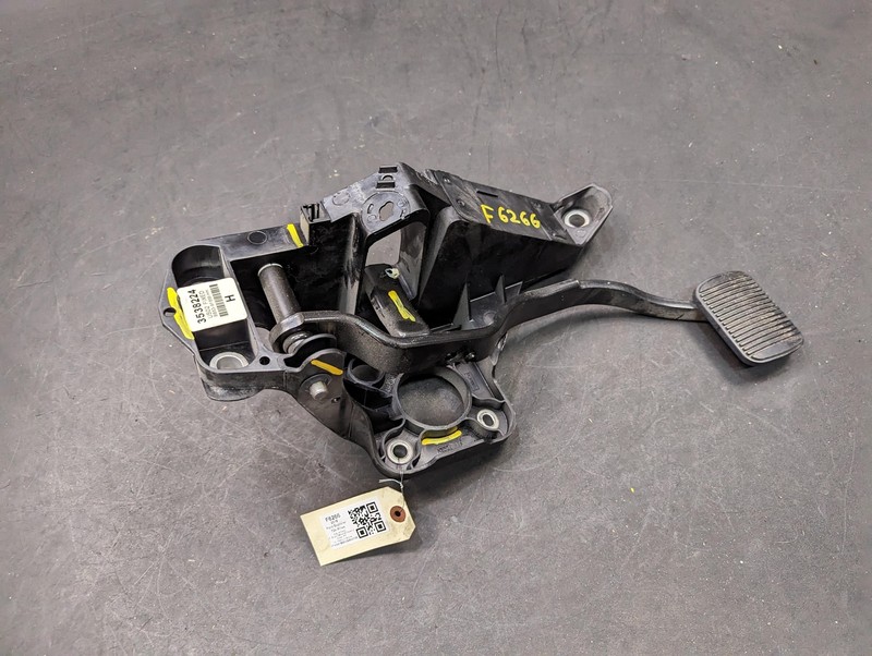Brake Pedal 2018 Ford Explorer BB53-9F856-HH 2011- 2013 2014 2015 2016 2017 2019