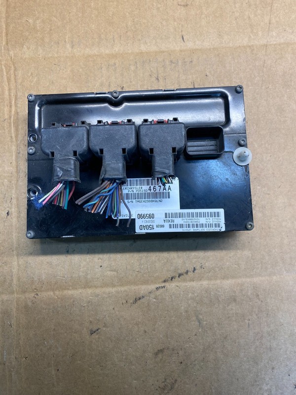 2009 to 2010 Jeep Grand Cherokee Computer Engine Control ECU ECM AB3744 DG