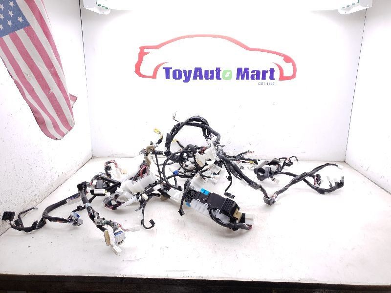 13 14 15 Lexus CT200H Dash Wire Harness 82141-76B20