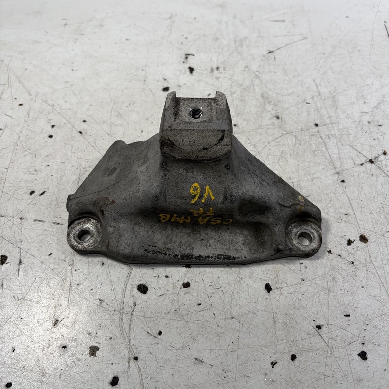 05-07 Honda Accord Hybrid Front Engine Mount Bracket 50630-SDR-A00 OEM