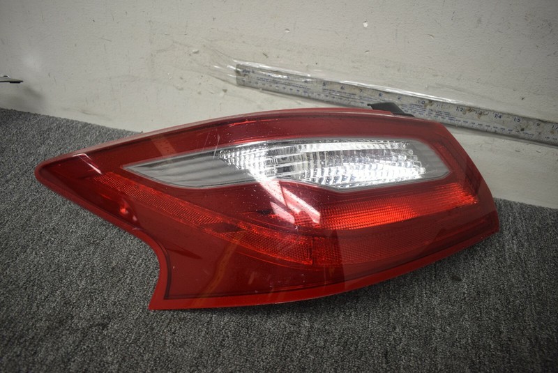 2016-2018 NISSAN ALTIMA LEFT SIDE TAIL LIGHT FACTORY OEM