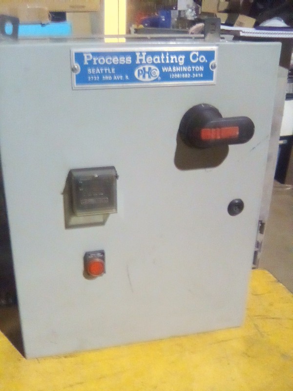 Process Heating Co. Wall Mount Enclosure EN4SD20166GY 480V 8.82Amp 3 Phase
